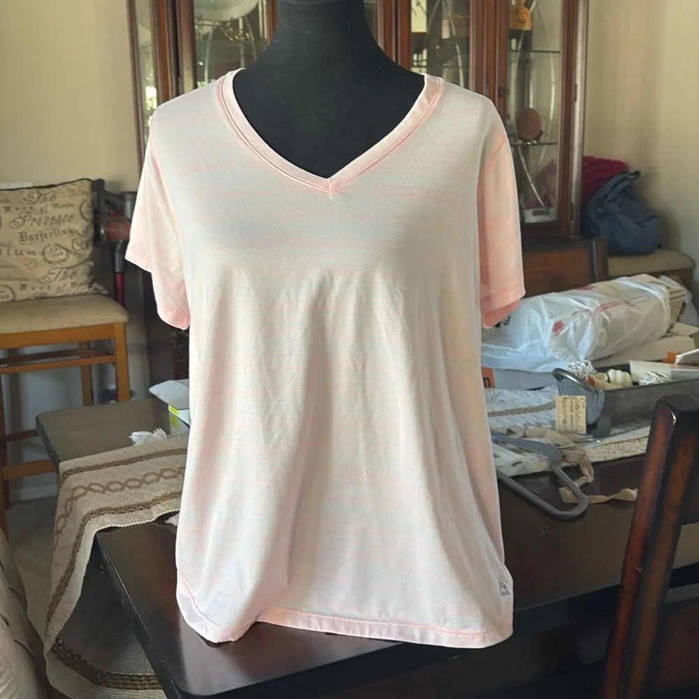 Women shirt - Picture 1 of 8